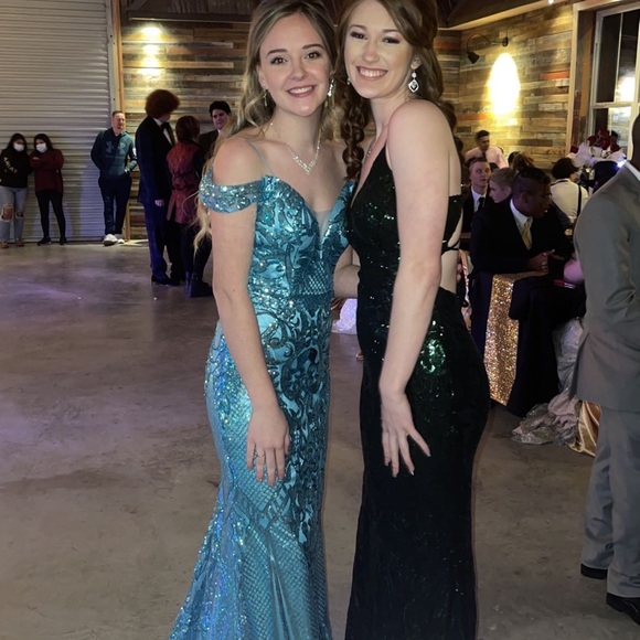 PROMDRESS - Picture 3 of 3